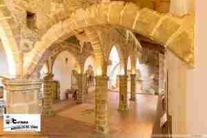 Centro Arquitectura Antigua Iglesia Santa María Encina